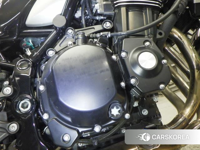 Engine photo