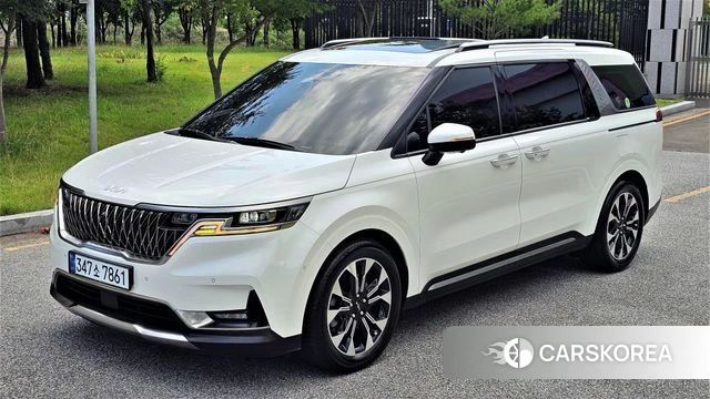 Kia Carnival 4th generation 2022 Белый из Кореи