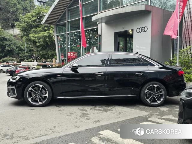 Audi A4L 2024 Черный из Китая