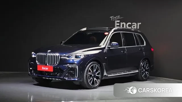 BMW X7 (G07) 2022 Черный из Кореи