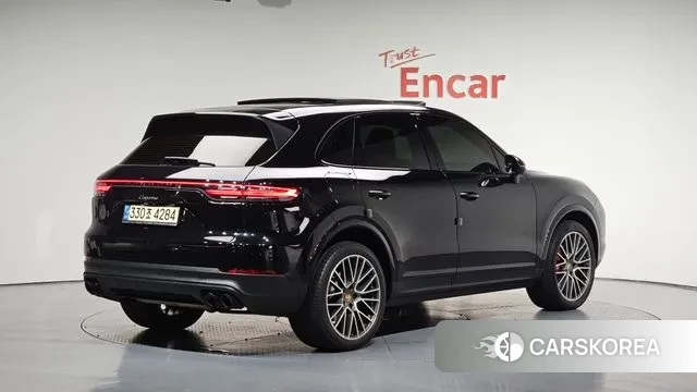 Porsche Cayenne (PO536) 2020 Черный из Кореи