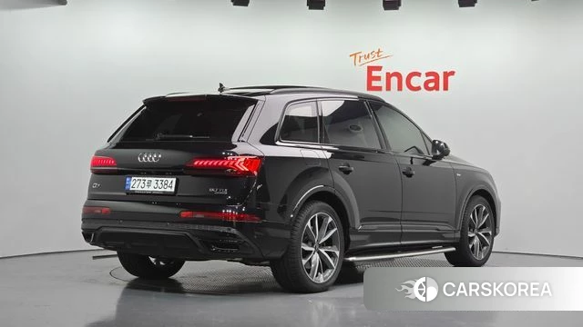 Audi Q7 (4M) 2023 Черный из Кореи