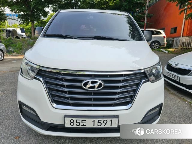 Hyundai The New Grand Starex 2018 Белый из Кореи