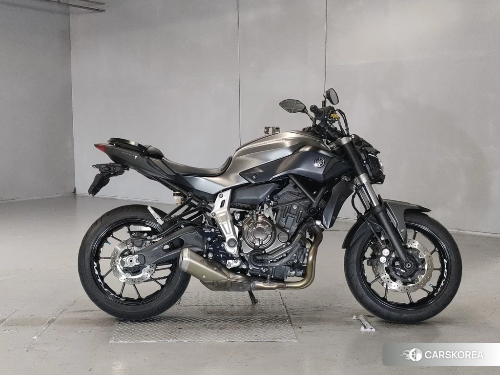Проданный Yamaha MT-07 id 4169730 из Японии, фото 2