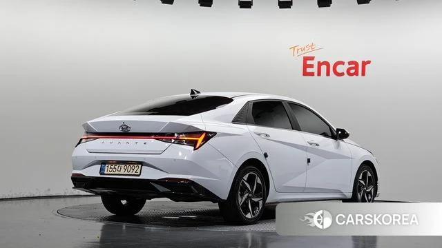 Hyundai Avante (CN7) 2022 Белый из Кореи