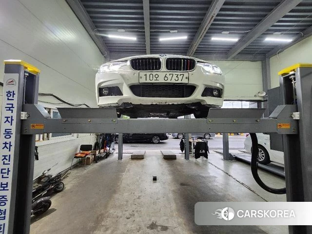 BMW 3 Series (G20) 2018 Белый из Кореи