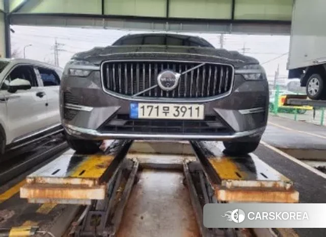 Volvo XC60 second Generation 2023 Серый из Кореи