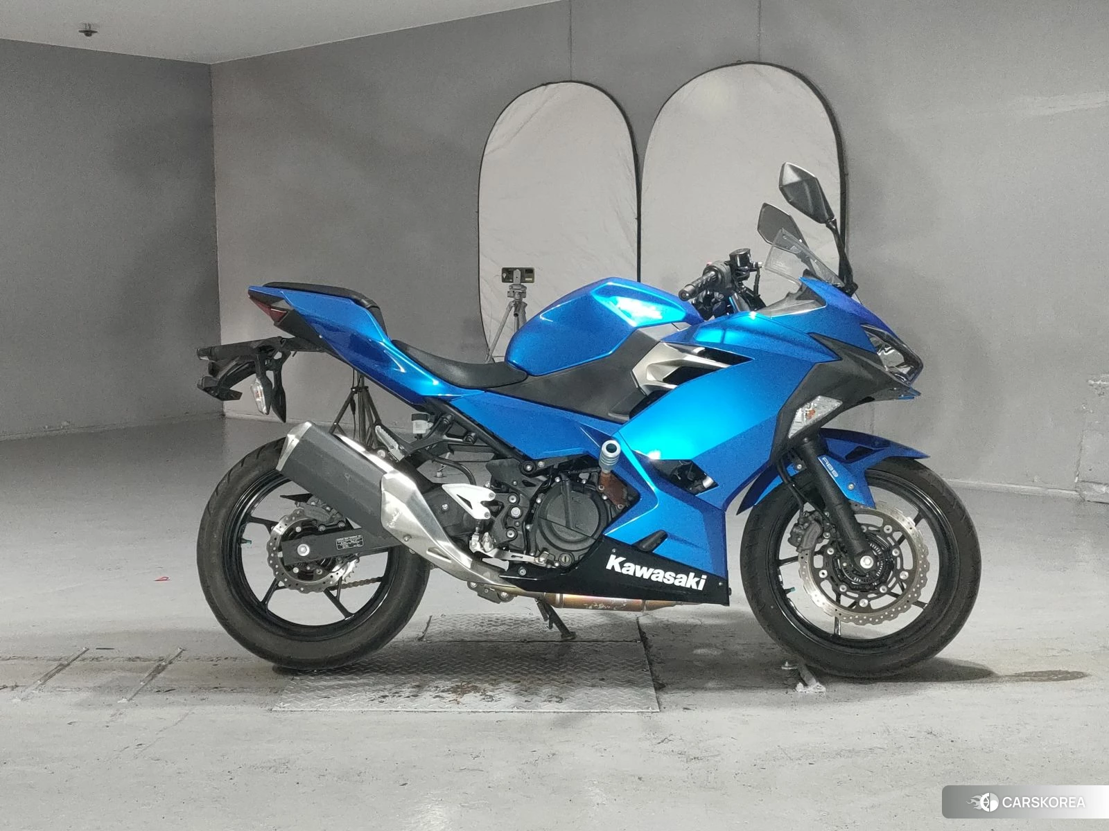 Проданный Kawasaki NINJA 250 2018 из Японии