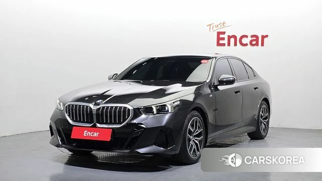 BMW 5 Series (G60) 2025 Серый из Кореи