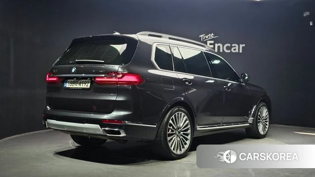 BMW X7 (G07) 2022 Серый из Кореи