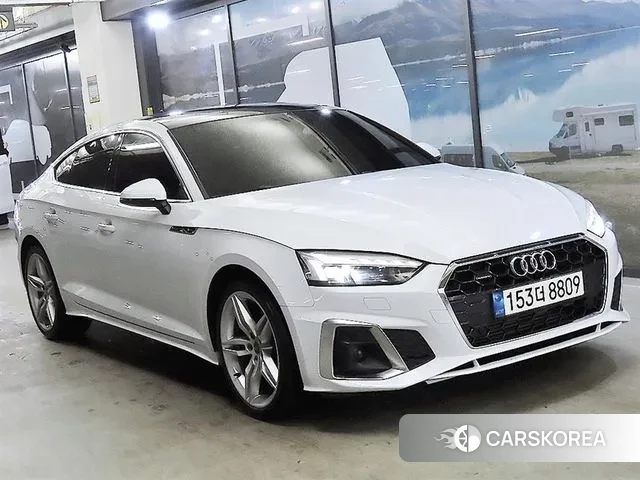 Audi A5 (F5) 2021 Белый из Кореи