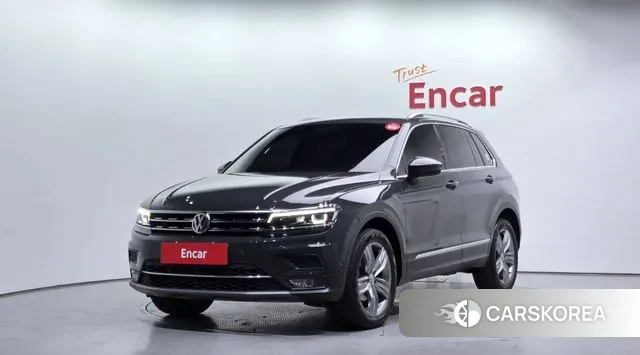 Volkswagen Tiguan second Generation 2018 Серый из Кореи