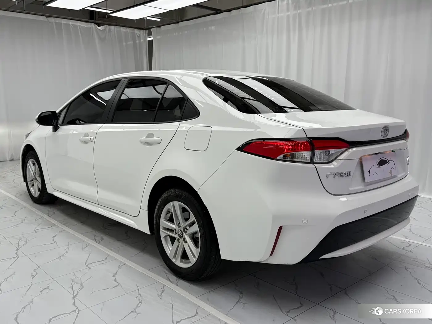 Toyota Levin 2022 Белый из Китая