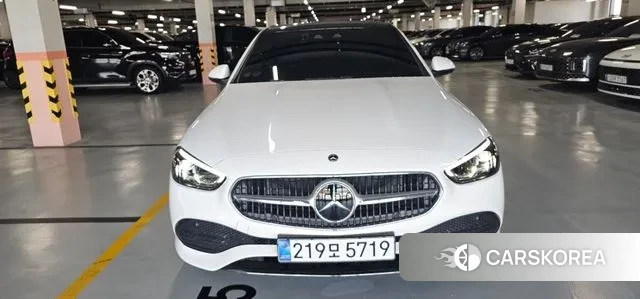 Mercedes-Benz C-Class W206 2024 Белый из Кореи