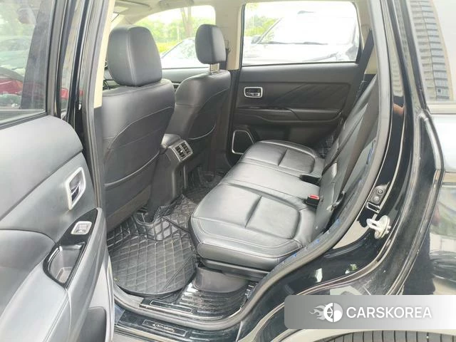 Mitsubishi  Outlander 2019 Черный из Китая
