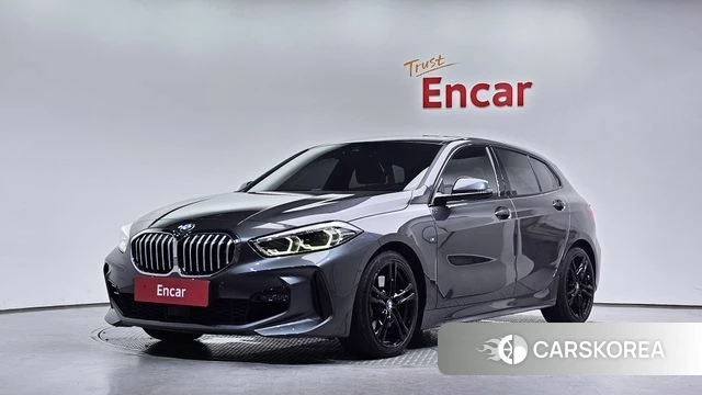 BMW 1 Series (F40) 2021 Серый из Кореи