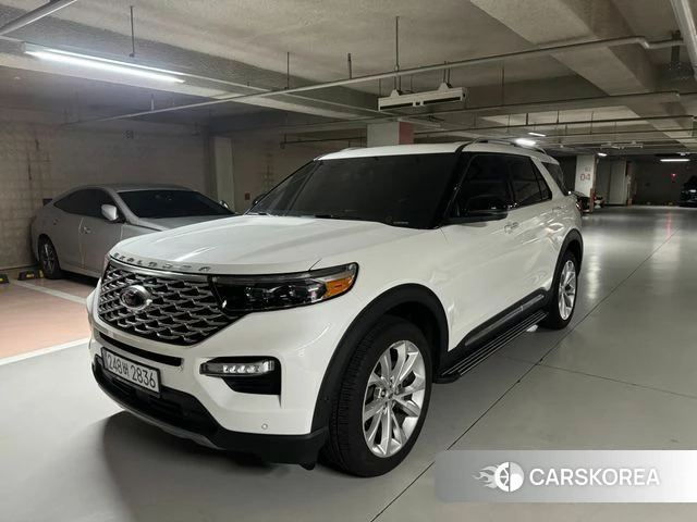 Ford Explorer 6th Generation 2022 Белый из Кореи