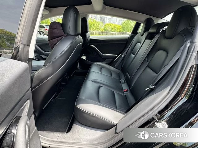Tesla Model 3 2021 Черный из Китая