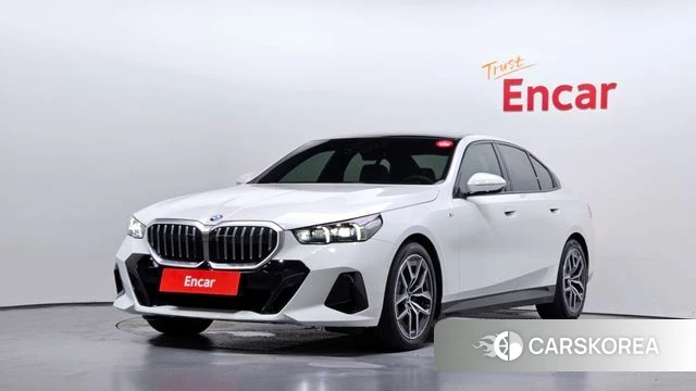 BMW 5 Series (G60) 2024 Белый из Кореи