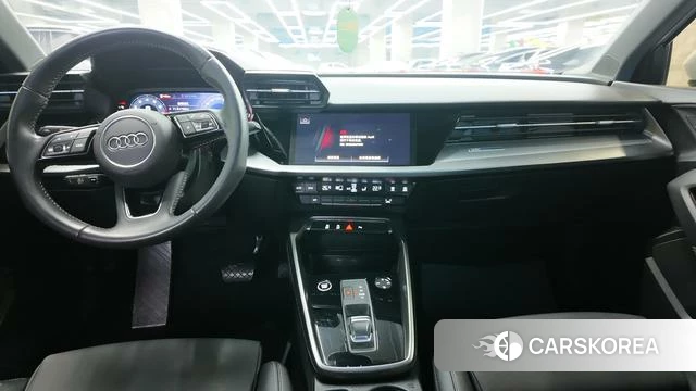 Audi A3 2021 Белый из Китая