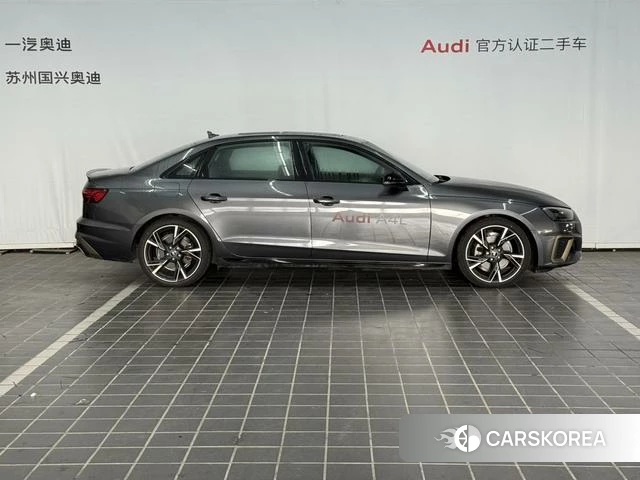 Audi A4L 2024 Темно-серый из Китая
