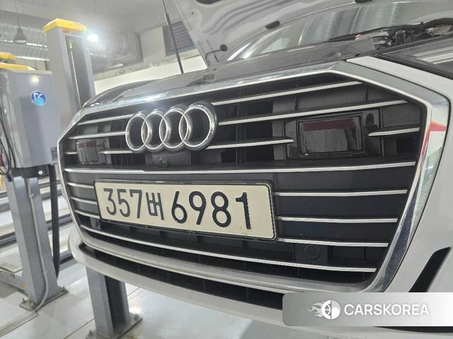 Audi A6 (C8) 2021 Белый из Кореи