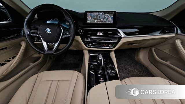 BMW 5 Series (G30) 2020 Серый из Кореи