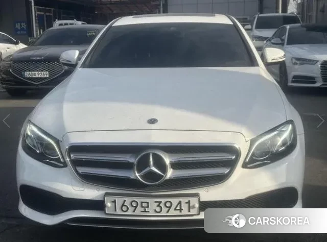 Mercedes-Benz E-Class W213 2020 Белый из Кореи