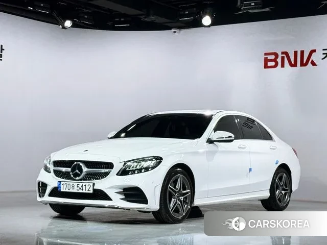 Mercedes-Benz C-Class W205 2021 Белый из Кореи