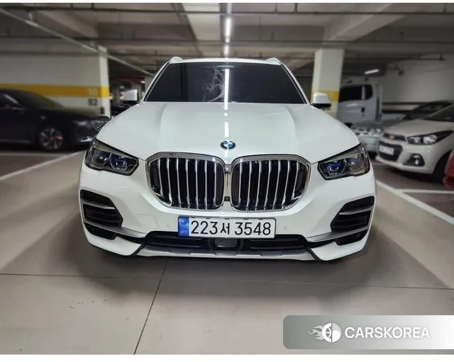 BMW X5 (G05) 2023 Белый из Кореи