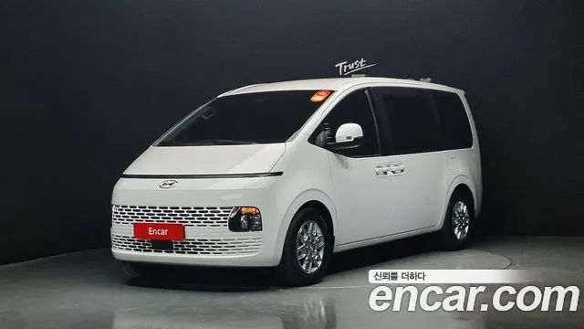 Hyundai Staria 2023 Белый из Кореи