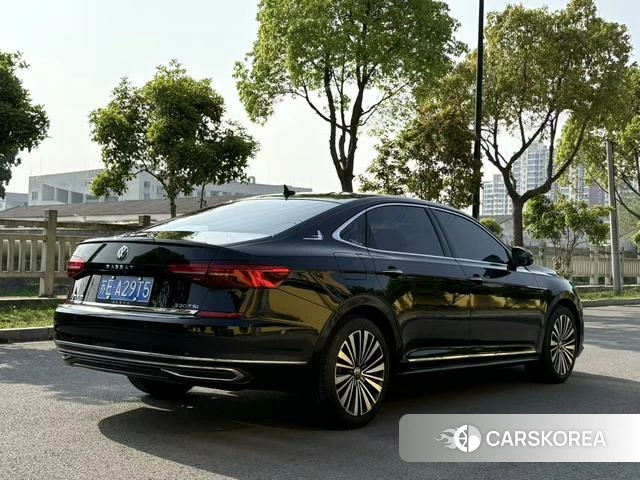 Volkswagen Passat 2021 Черный из Китая