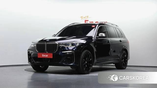 BMW X7 (G07) 2021 Черный из Кореи
