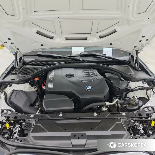 BMW 3 series 2022 Белый из Китая