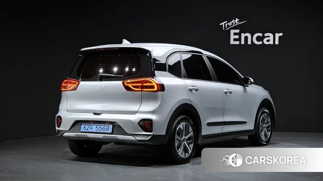Kia Niro Plus 2022 Серебряный из Кореи