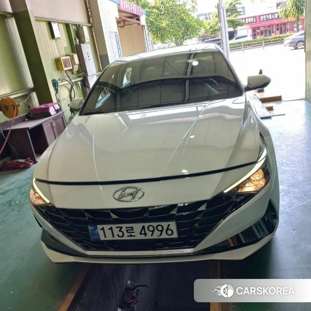 Hyundai Avante (CN7) 2021 Белый из Кореи
