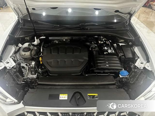 Audi Q3 2024 Белый из Китая