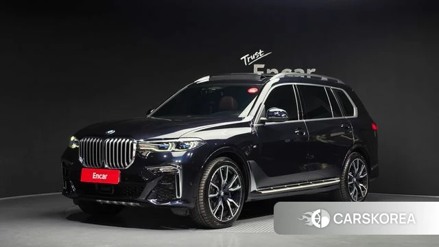 BMW X7 (G07) 2022 Черный из Кореи
