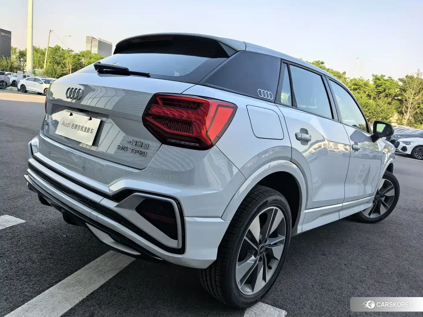 Audi Q2L 2026 Белый из Китая