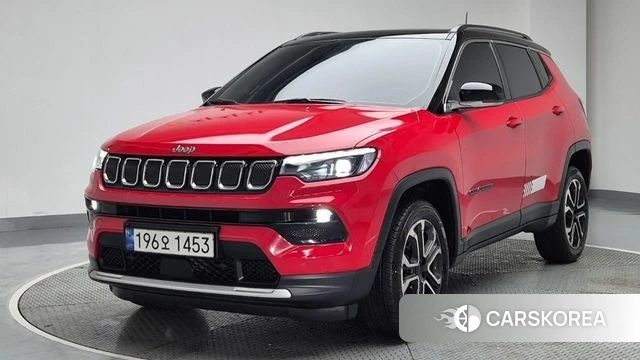 Jeep Compass 2nd Generation 2022 Красный из Кореи