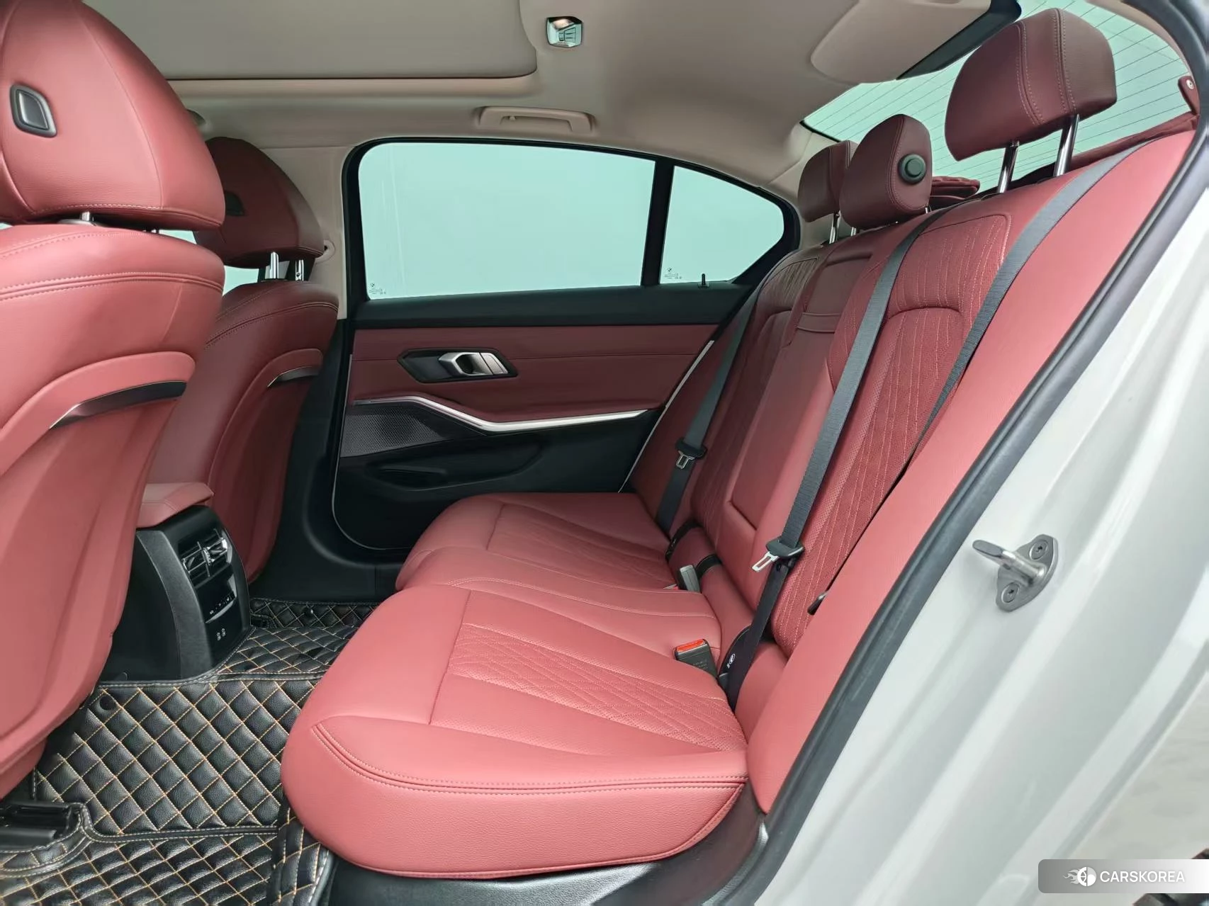 BMW 3 series 2022 Белый из Китая
