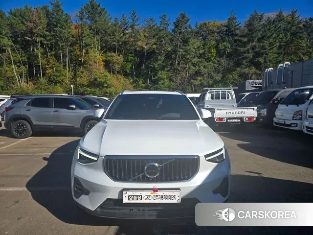 Volvo XC40 2022 Белый из Кореи
