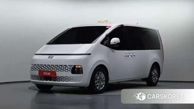 Hyundai Staria 2023 Белый из Кореи