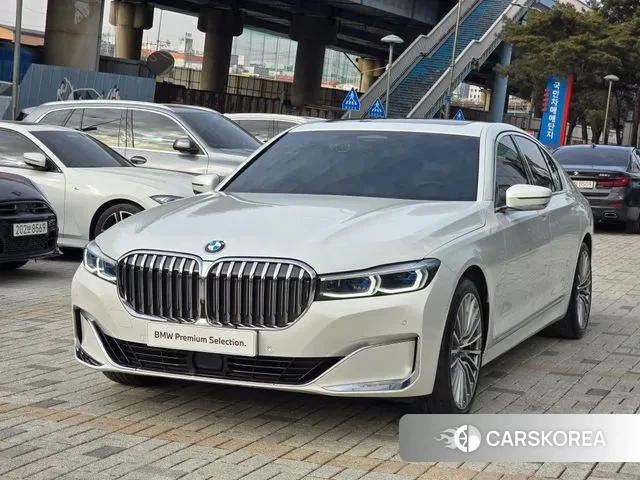 BMW 7 Series (G11) 2022 Белый из Кореи