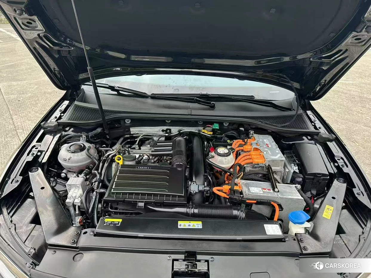 Volkswagen Magotan PHEV 2021 Черный из Китая