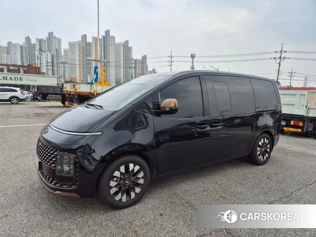 Hyundai Staria 2023 Черный из Кореи