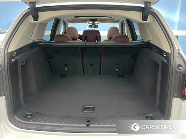 BMW iX3 2023 Белый из Китая