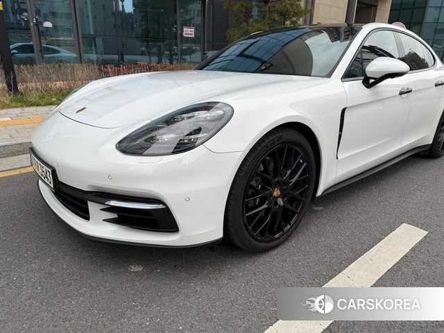 Porsche Panamera (971) 2020 Белый из Кореи