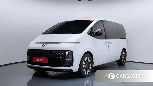 Hyundai Staria 2021 Белый из Кореи