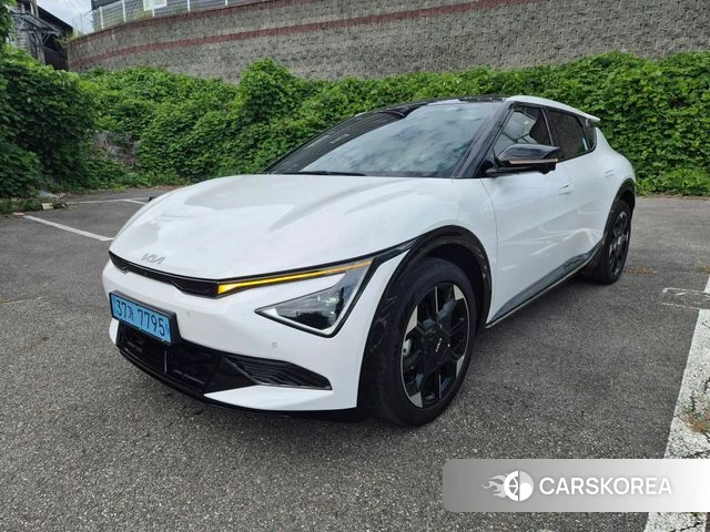 Kia EV6 2024 Белый из Кореи